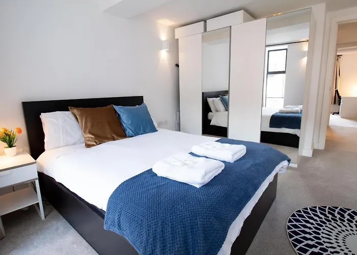 The New52 Oxford By 360Stays - Bespoke 2 Bed Luxury Apartment In The Heart Of Oxford City Centre With Parking