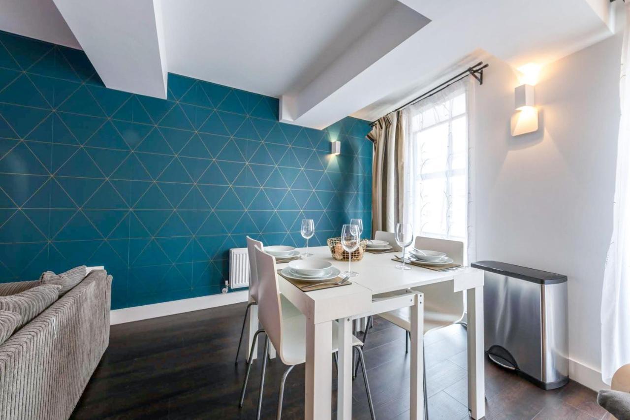 The New52 By 360stays Apartment
